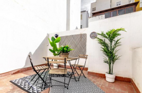 WintowinRentals Your Home Steps from the Center